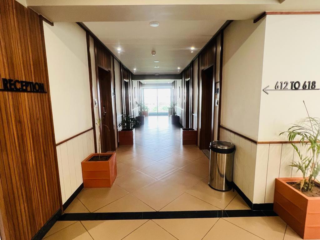 The Lemon Grass Hotel 甘地讷格尔 外观 照片