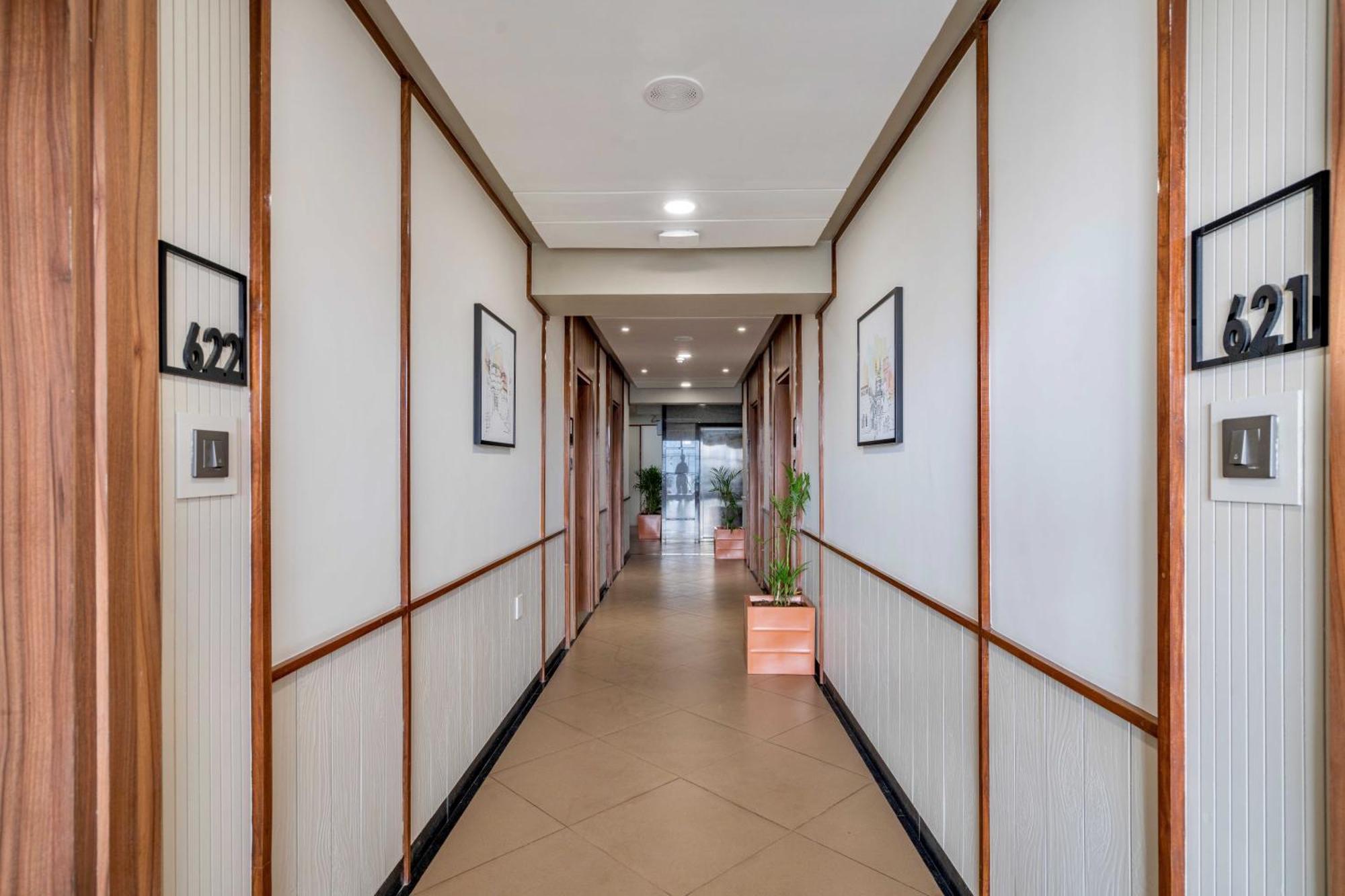The Lemon Grass Hotel 甘地讷格尔 外观 照片
