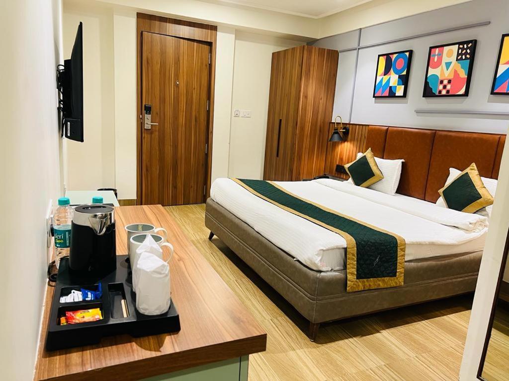 The Lemon Grass Hotel 甘地讷格尔 外观 照片